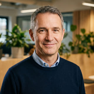 James Mitchell, identificado como Diretor Executivo da Rota Fondivo, em imagem de perfil